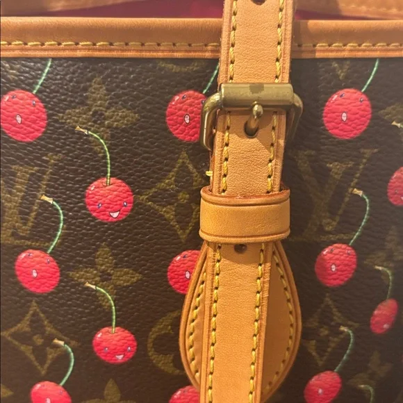 Authentic Louis Vuitton x Takashi Murakami Limited Edition Cerise Bucket Bag - Picture 2 of 10